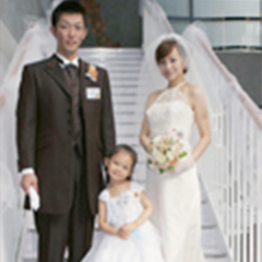 太田　太様・沙里様ご夫妻